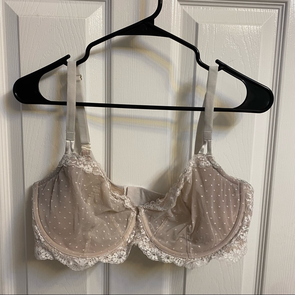 Victoria Secret Unlined Dream Angels Demi 38E/38DD Coconut White
